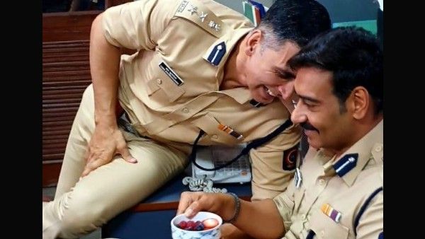 Akshay Kumar's Sweet Note For Ajay Devgn On Completing 30 Years In Cinema: Time Flies, Friendship Stays!