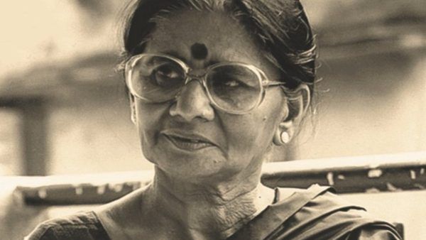 Mannu Bhandari, Writer Of Film Rajnigandha Passes Away At 90