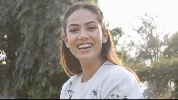 Mira Rajput Gives A Tour Of The Luxurious Villa In Maldives Costing Them Rs 2.89 Lakh Per Night