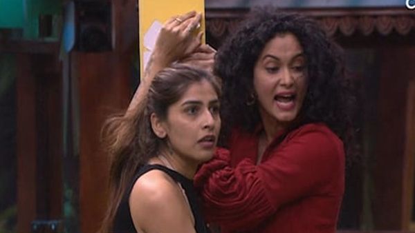 Bigg Boss Marathi 3: Neetha Shetty Fights With Mira Jagannath; Sneha Wagh Lashes Out At Vikas Patil