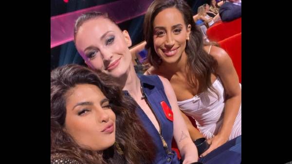 Priyanka Chopra Has A Lovely J-Sisters Reunion, Shares Picture With Sophie Turner And Danielle Jonas