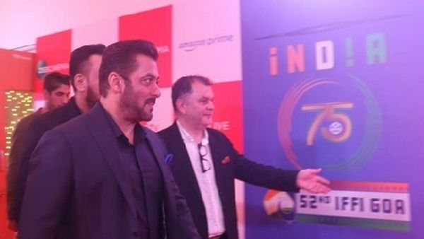 IFFI 52 Salman Khan, Shraddha Kapoor, Ranveer Singh Attend; Martin Scorsese, Hema Malini Honoured