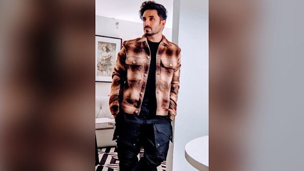 Vir Das Shares His Emmy Nomination Medal, Congratulates Call My Agent For Winning In Best Comedy Series