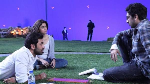 Brahmastra: Alia Bhatt And Ranbir Kapoor Look Intriguing In These BTS Stills Shared By Ayan Mukerji