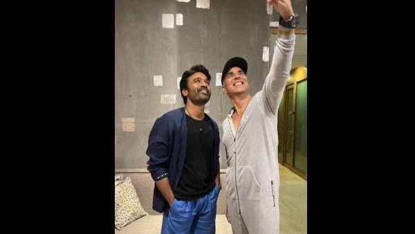 Akshay Kumar Takes A Selfie With His Atrangi Re Co-Star Dhanush, Says 'I Look Up To Your Amazing Talent'