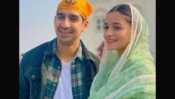 Alia Bhatt And Ayan Mukerji Seek Blessings At Gurdwara Bangla Sahib; Fans Ask, 'Where Is Ranbir Kapoor?'
