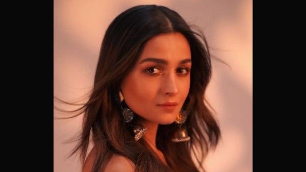 Alia Bhatt On Gangubai Kathiawadi Going To Berlinale 2022: Grateful To Be Part Of A Wonderful Team