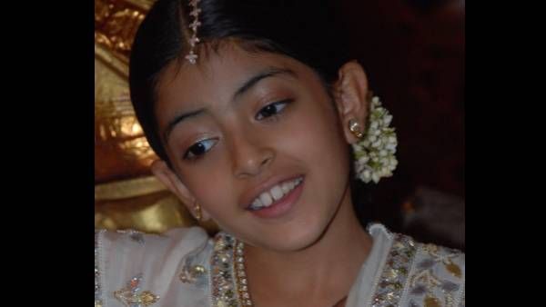 Abhishek Bachchan Shares A Beautiful Birthday Wish For His Niece Navya Nanda, Shares A Throwback Picture