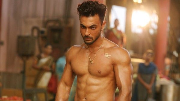 Aayush Sharma Pens A Heartfelt Note For Salman Khan Post The Success Of Antim: The Final Truth