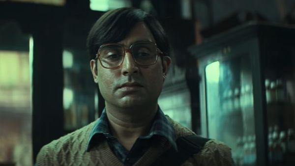 Bob Biswas Movie Review: Nomoshkar...Ek Minute But Alas, Abhishek Bachchan Misses His Shot