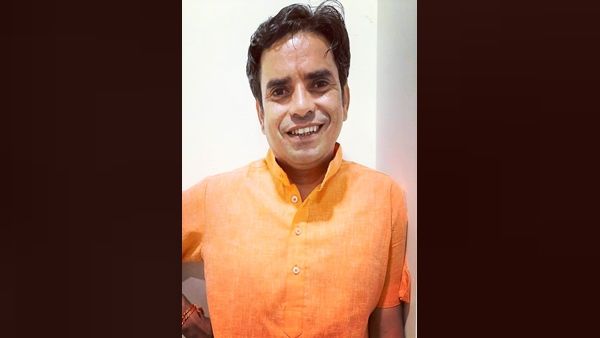 Akshay Kumar’s Co-Star Brahma Mishra Found Dead In His Flat; Celebs Pay Tribute