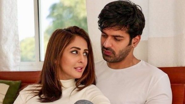Chahatt Khanna Reacts To Rumours Of Dating Rohan Gandotra