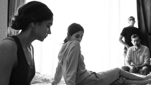 Shakun Batra's Upcoming Film Titled Gehraiyaan, To Release On January 25, 2022