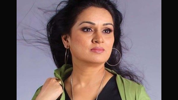 Padmini Kolhapure Reveals Lata Mangeshkar's Reaction To Her Recreated 'Yeh Galiyan Yeh Chaubara' Song