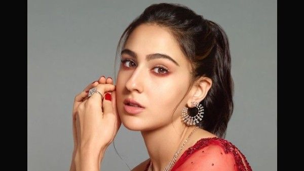 Sara Ali Khan Reveals She Takes Advice From Her Parents Saif And Amrita Before Signing A Film
