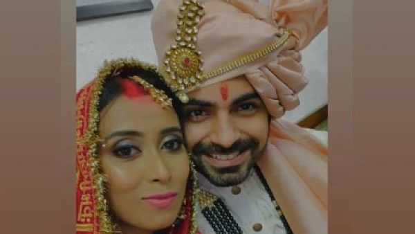 Beyhadh 2 Fame Paras Madaan Ties The Knot With His Girlfriend Soumita Das In A Traditional Wedding Ceremony