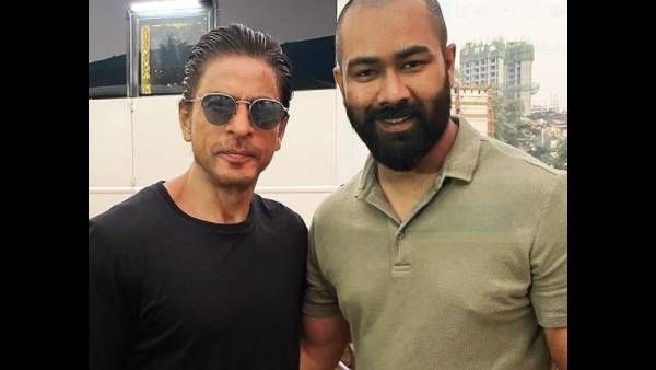 Pathan: Shah Rukh Khan's Picture With Diganta Hazarika Goes Viral From The Sets Of The Movie