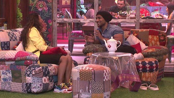 Bigg Boss Marathi 3: Vishhal Nikam And Meenal Shah Get Emotional After Meeting Their Mothers