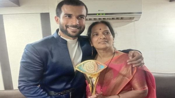 Bigg Boss Marathi 3 Winner Is Vishhal Nikam, Picture Goes Viral; Fans Celebrate