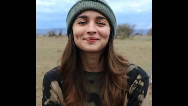 Alia Bhatt's New Year Celebration With Beau Ranbir Kapoor Is All About Giving 2022 'Hakuna Matata' Energy