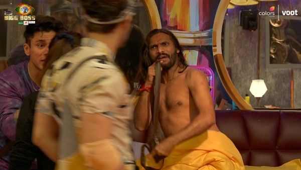 Bigg Boss 15 January 3 Highlights: Devoleena Bhattacharjee Gets Into An Ugly Fight With Abhijit Bichukale