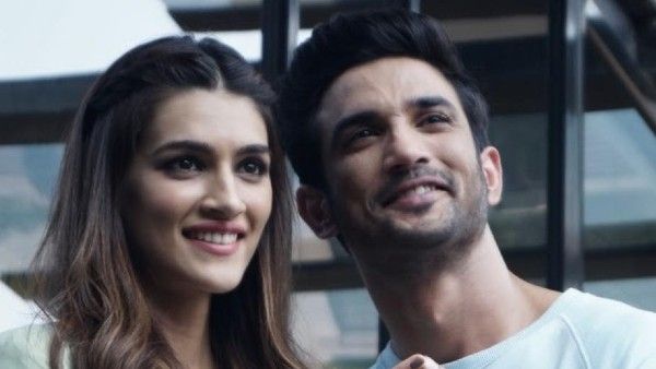 Kriti Sanon Recalls Discussing Raabta's Bad Reviews With Sushant Over Wine; 'We Were All Really Sulky'