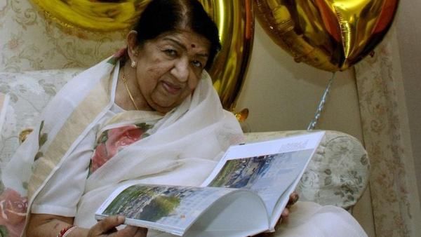 Lata Mangeshkar's Spokesperson Asks Fans Not To Give Wind To False News
