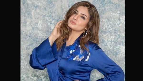 Raveena Tandon Says She Adopted Her Daughters 'Quietly' To Avoid Tabloid Gossips; 'Their Minds Were So Filthy'