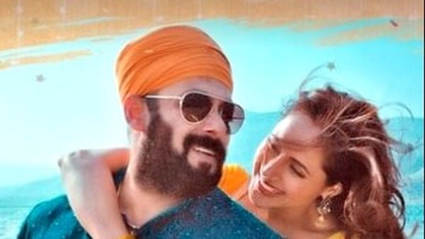 Main Chala Song Teaser: Salman Khan's Romantic Track Promises To Be The Love Anthem Of This Year