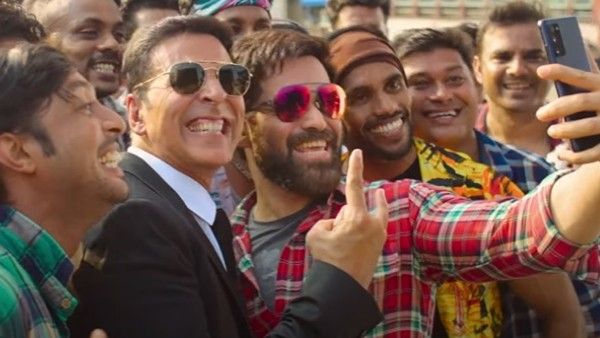 Akshay Kumar And Emraan Hashmi Team Up For Raj Mehta's Selfiee; Watch Announcement