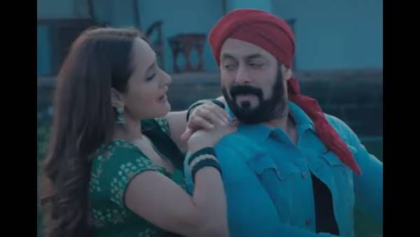 Main Chala Song: Salman Khan Shares A Dreamy Romance With Pragya Jaiswal In This Love Ballad