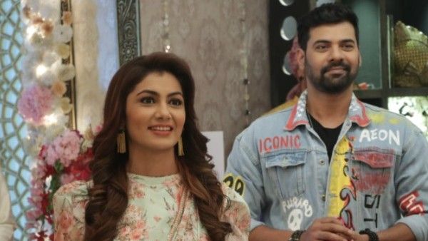 Kumkum Bhagya Fans Disappointed Over Sriti Jha & Shabir Ahluwalia's Absence; Angry AbhiGya Fans Slam Ekta
