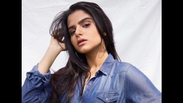 Avantika Dassani Recalls People Making Fun Of Her Husky Voice; 'I Was Made To Feel Conscious About It'