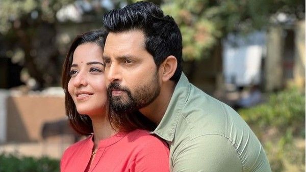Monalisa's Actor-Husband Vikrant Can't Watch Her Romance Another Actor; Says He Feels Extremely Jealous