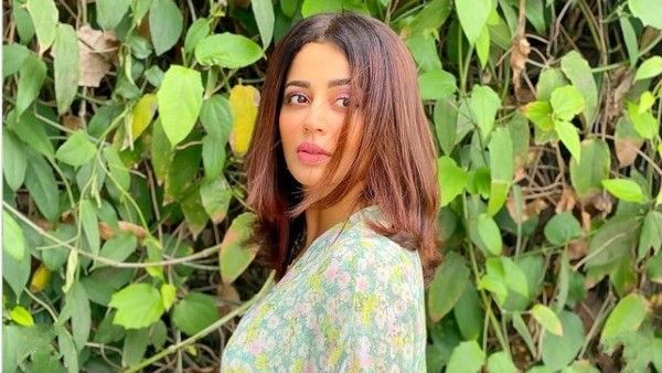 Nehha Pendse Out Of Bhabiji Ghar Par Hain Due To Uncooperative Behaviour?