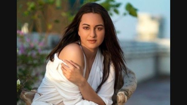 Sonakshi Sinha Does Not Want To Portray Characters That Are Not Strong Enough