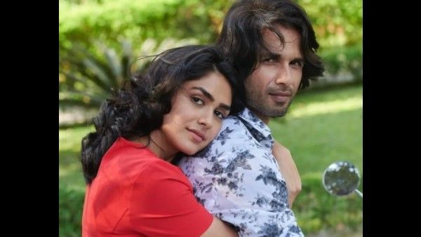 Mrunal Thakur On Jersey's New Release Date: When The Makers Announced It, I Was Literally Dancing