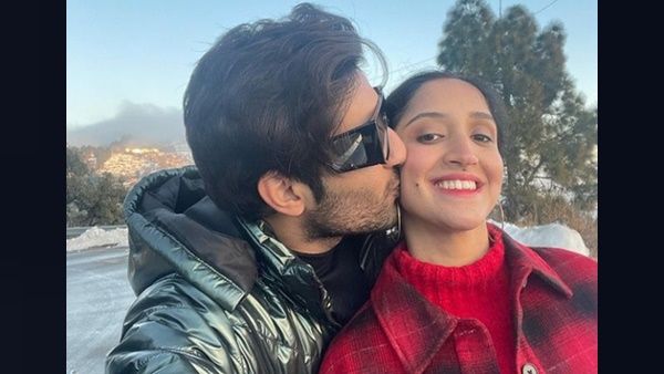 Pandya Store Actor Akshay Kharodia Opens Up About Pregnancy; Wants Wife And Child To Be Healthy