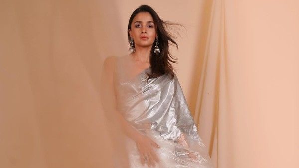 Alia Bhatt Receives Birthday Wishes From Katrina Kaif, Ajay Devgn, Karan Johar, Amitabh Bachchan & Others