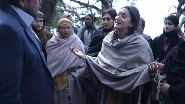 The Kashmir Files: Anupam Kher's Niece Recalls Shooting The Gruesome Climax; Reveals Bhasha Sumbli Broke Down