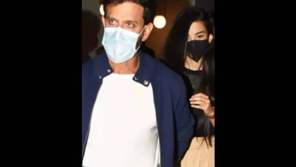 Hrithik Roshan Reacts To Rumoured Ladylove Saba Azad Singing A Bengali Song, Calls Her 'Extraordinary Human'