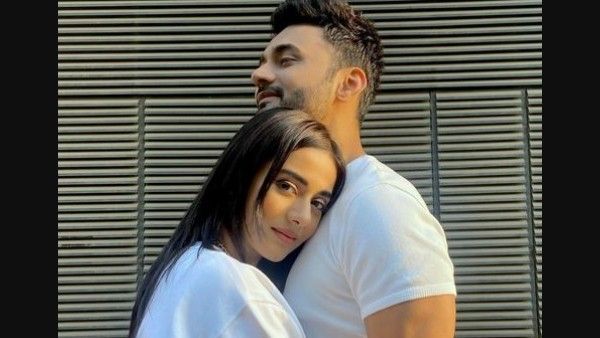 Amrita Rao & RJ Anmol Recall Losing A Baby In Surrogacy; Actress Says 'This Is Not In Your Hands'