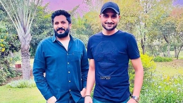 Ashish Bhardwaj: The Man Behind Several Famous YouTube Channels