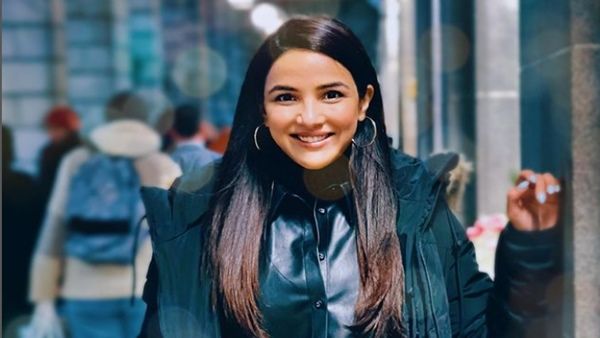 Jasmin Bhasin Opens Up About Her Bollywood Debut, Reveals Being Replaced By Star Kids At The Last Moment