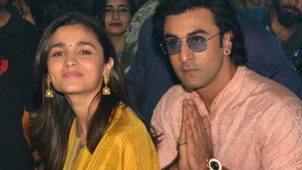 Ranbir Kapoor-Alia Bhatt's Wedding Reception To Be Held At This Venue On April 17?
