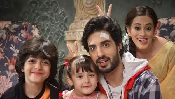 Yeh Hai Chahatein's Krutika Desai On Her Bond With Sargun & Abrar: They Are Great People To Work With