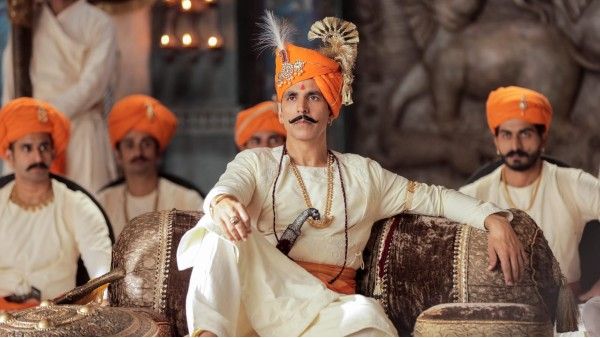 Akshay Kumar Is Amazed That YRF Created Over 50,000 Costumes For Prithviraj