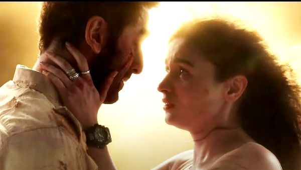 Brahmastra's New Teaser Out: Glimpses Of Amitabh Bachchan, Akkineni Nagarjuna & Mouni Roy Have Us Thrilled