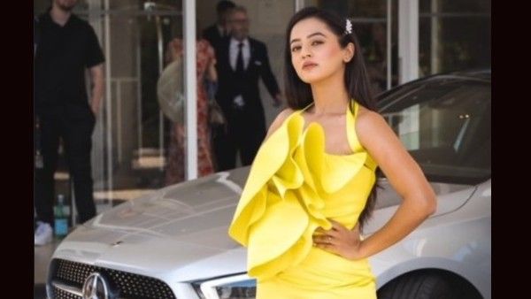Helly Shah Reaches Cannes, Dazzles In Yellow Attire As She Poses For Paps
