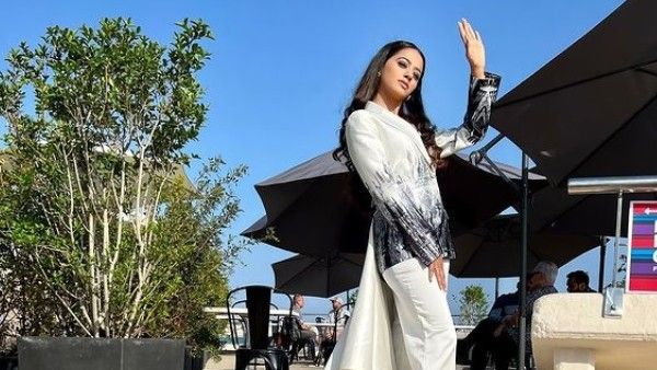 Helly Shah Looks Stunning In Black-White Pantsuit, Unveils Poster Of Her Debut Film Kaya Palat At Cannes 2022